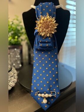 Classic Royal Blue Polka Dot Tie with Gold Brooch